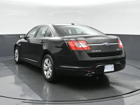 More photos of 2011 Ford Taurus SEL at Sullivan Auto Trading Fredericksburg, VA