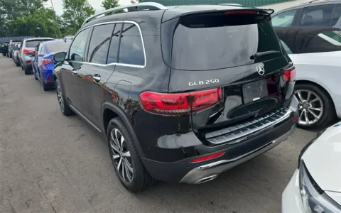 More photos of 2021 Mercedes-Benz GLB 250 at Sullivan Auto Trading Fredericksburg, VA