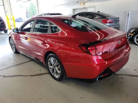 More photos of 2020 Hyundai Sonata SEL at Sullivan Auto Trading Fredericksburg, VA