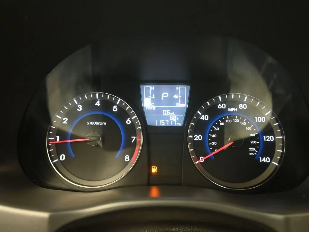 2015 Hyundai Accent GLS photo 34