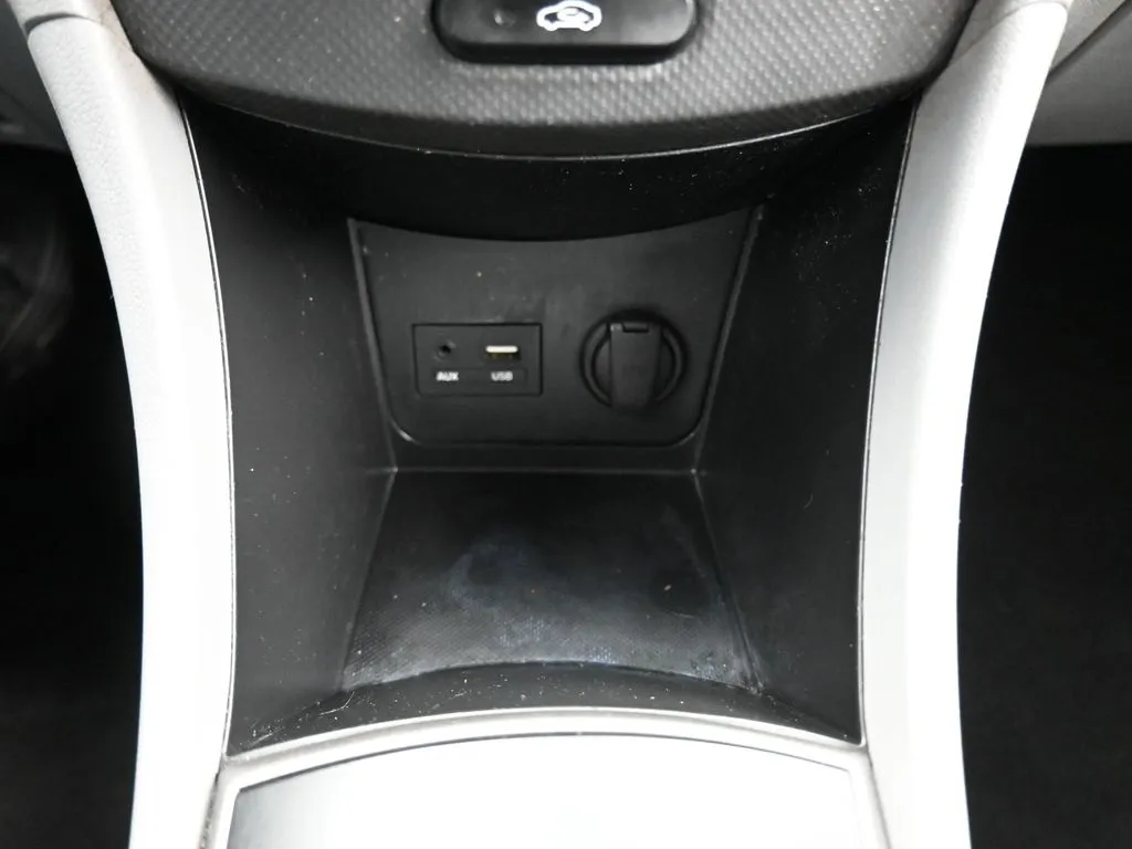 2015 Hyundai Accent GLS photo 35