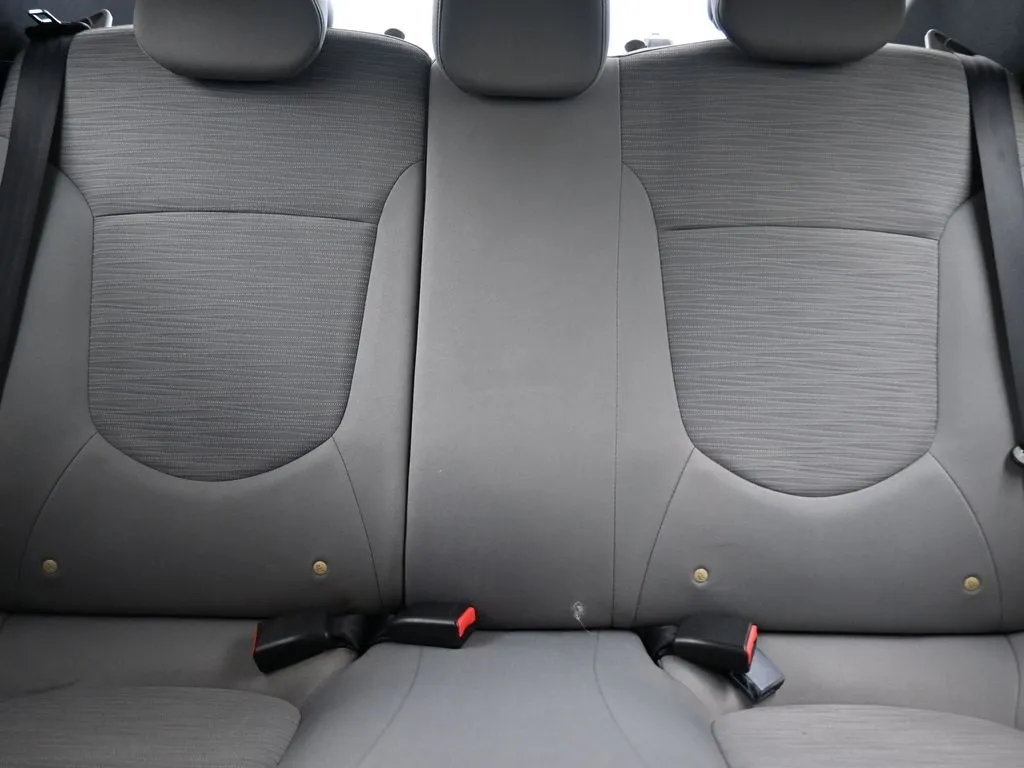 2015 Hyundai Accent GLS photo 37
