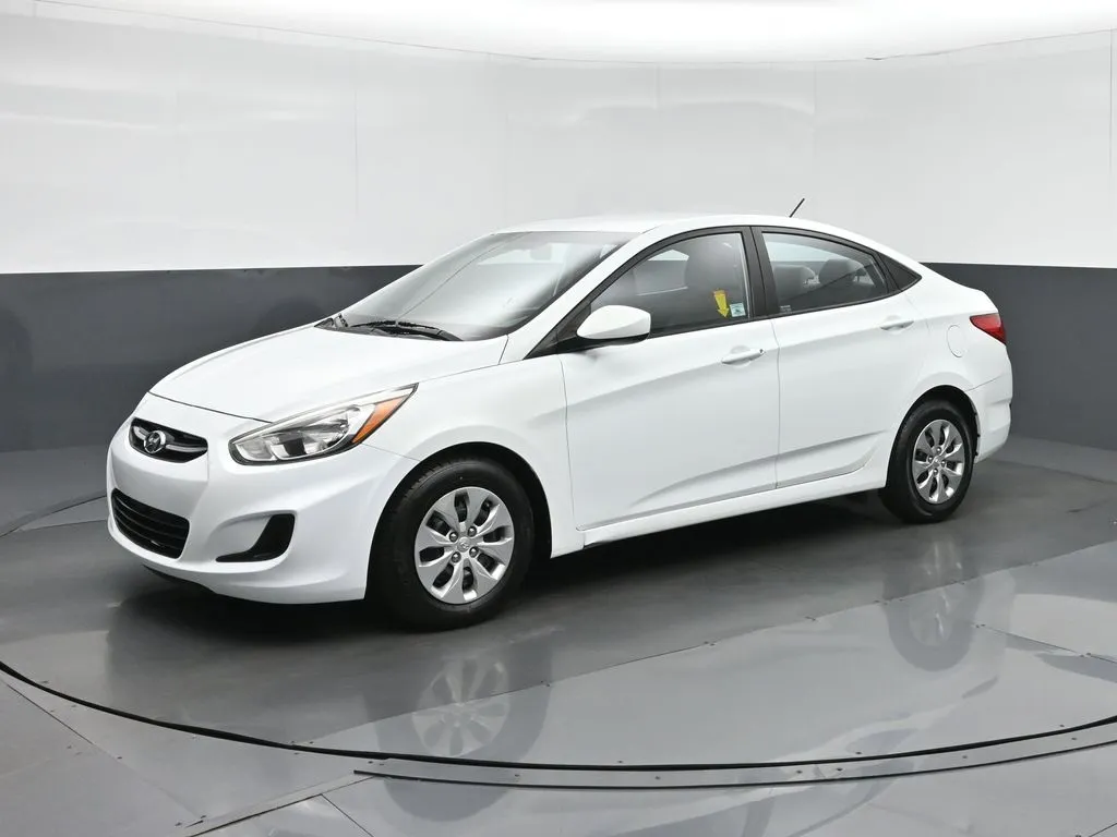 2015 Hyundai Accent GLS photo 31