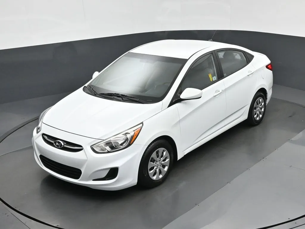 2015 Hyundai Accent GLS photo 42