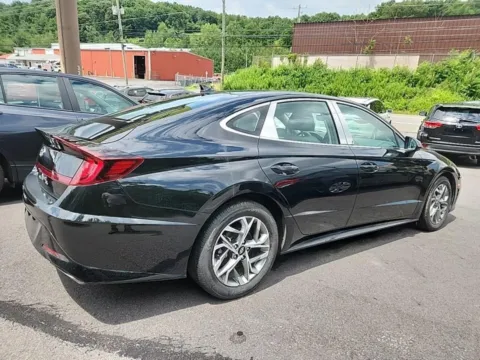 More photos of 2020 Hyundai Sonata SEL at Sullivan Auto Trading Fredericksburg, VA