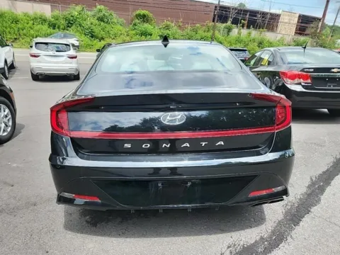 More photos of 2020 Hyundai Sonata SEL at Sullivan Auto Trading Fredericksburg, VA