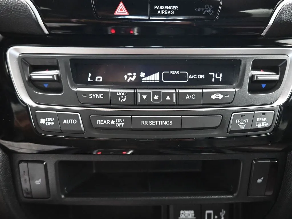 2022 Honda Ridgeline Black Edition photo 8