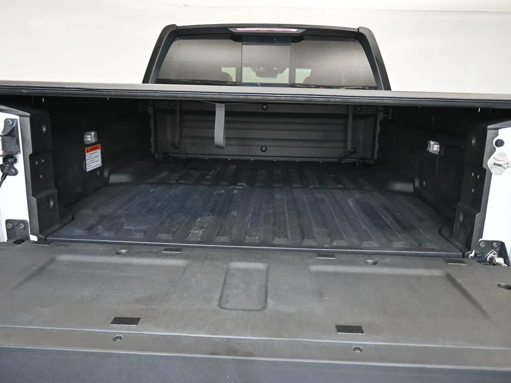 2022 Honda Ridgeline Black Edition photo 17