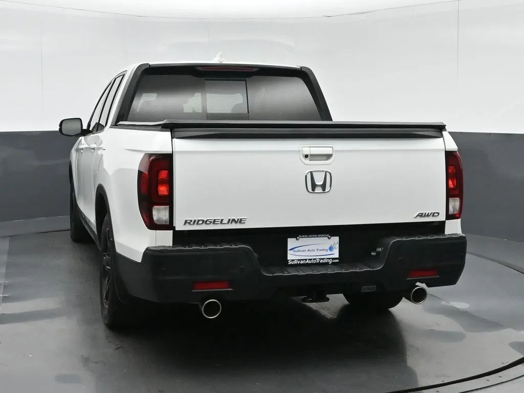 2022 Honda Ridgeline Black Edition photo 24