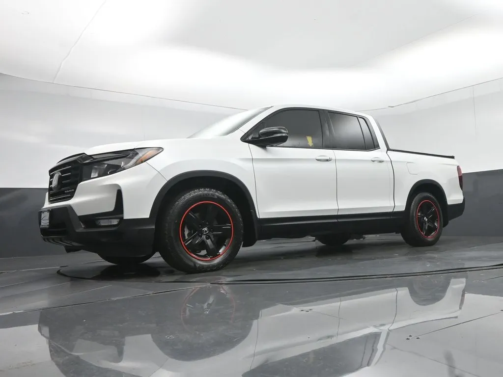 2022 Honda Ridgeline Black Edition photo 20