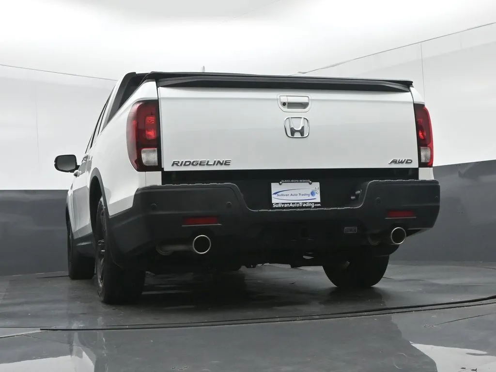 2022 Honda Ridgeline Black Edition photo 41
