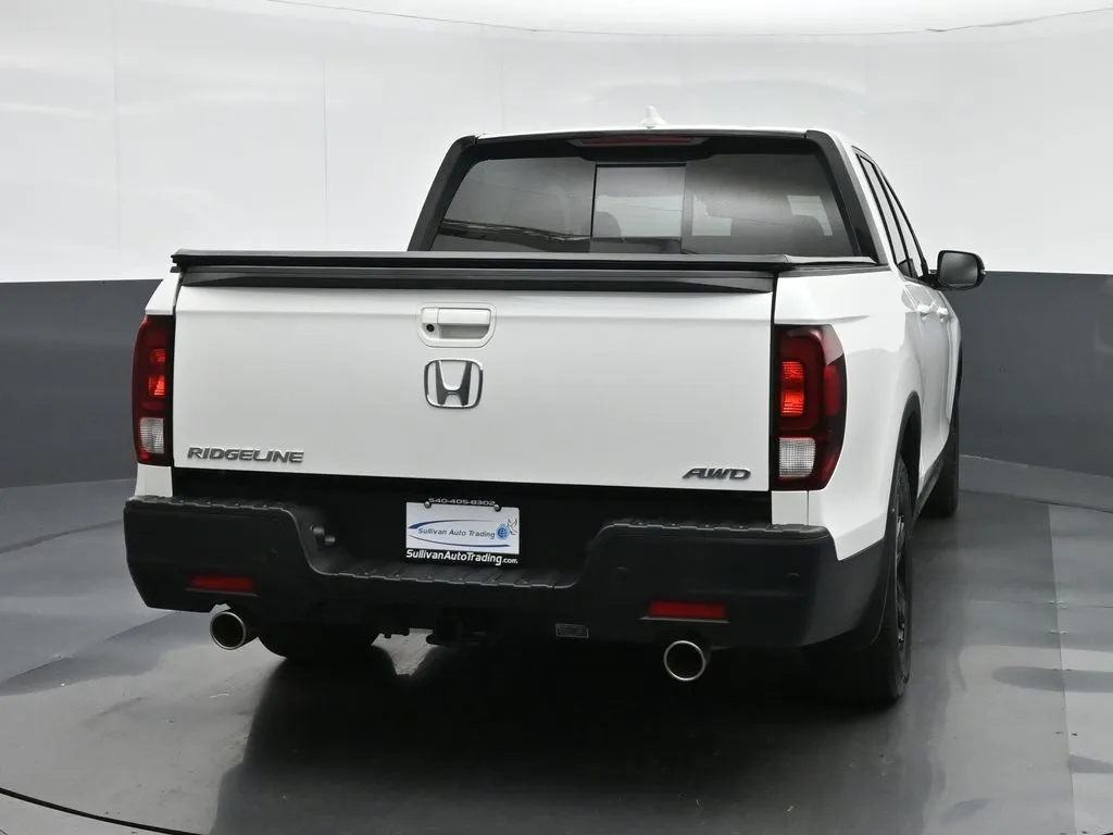 2022 Honda Ridgeline Black Edition photo 44