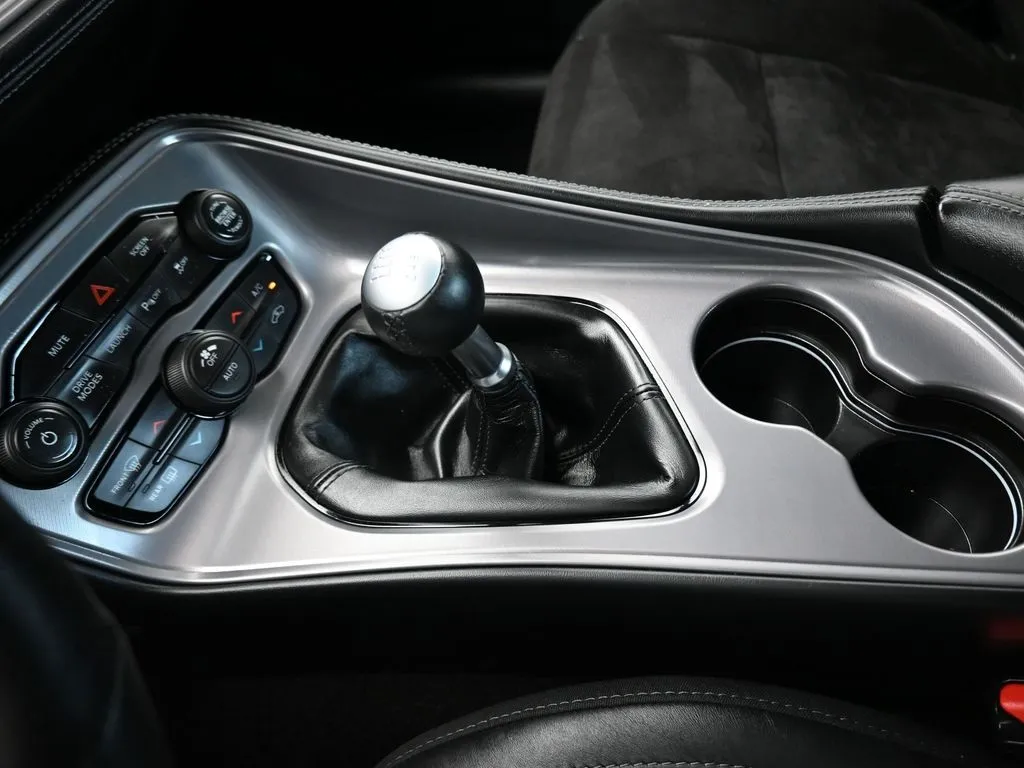 2023 Dodge Challenger R/T Scat Pack photo 8