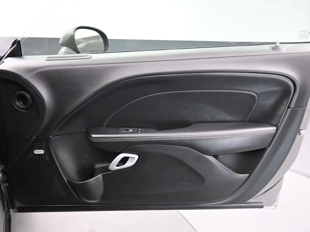 2023 Dodge Challenger R/T Scat Pack photo 44