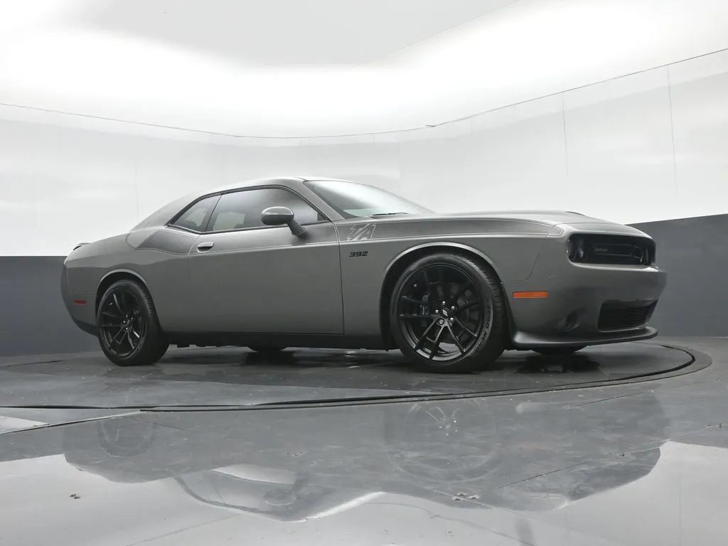 2023 Dodge Challenger R/T Scat Pack photo 14