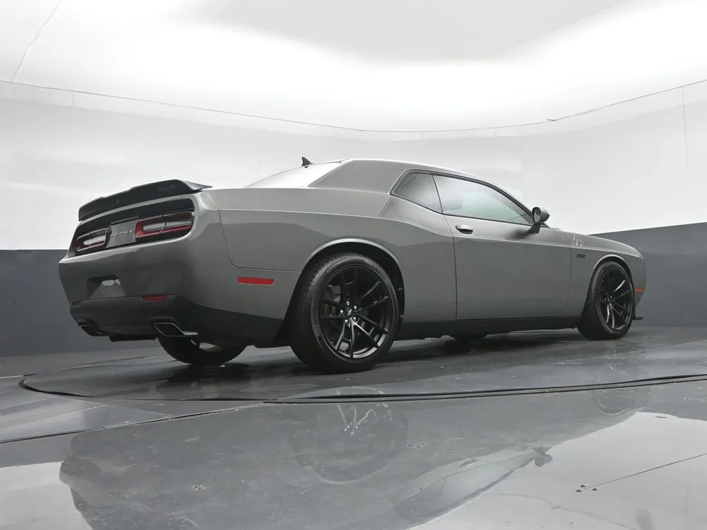 2023 Dodge Challenger R/T Scat Pack photo 15