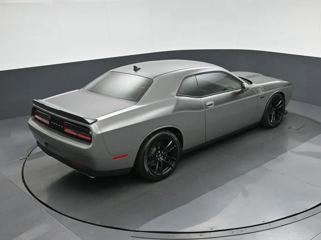 2023 Dodge Challenger R/T Scat Pack photo 33