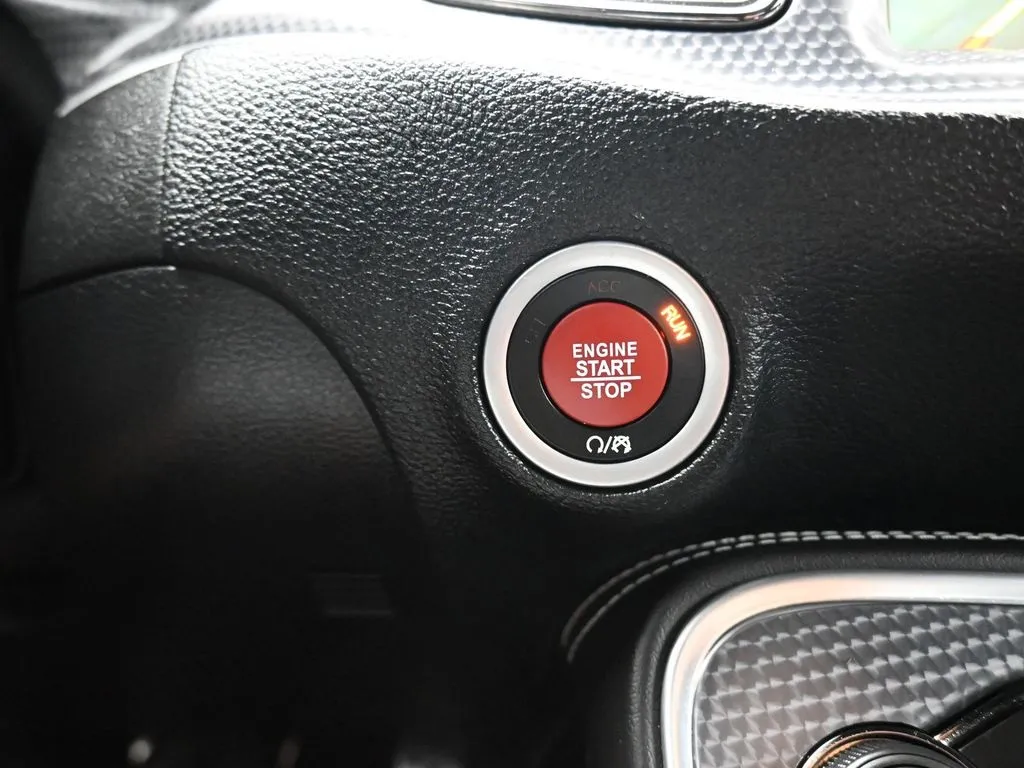 2018 Dodge Challenger SRT8 Hellcat photo 25