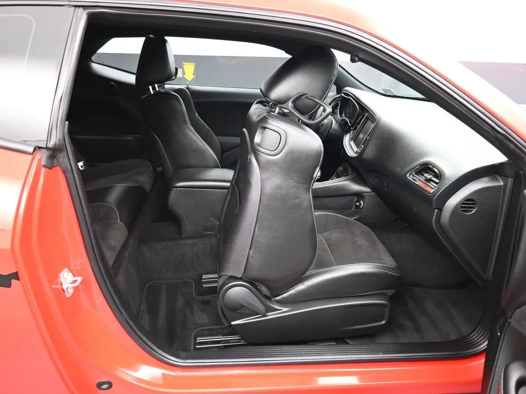 2018 Dodge Challenger SRT8 Hellcat photo 12