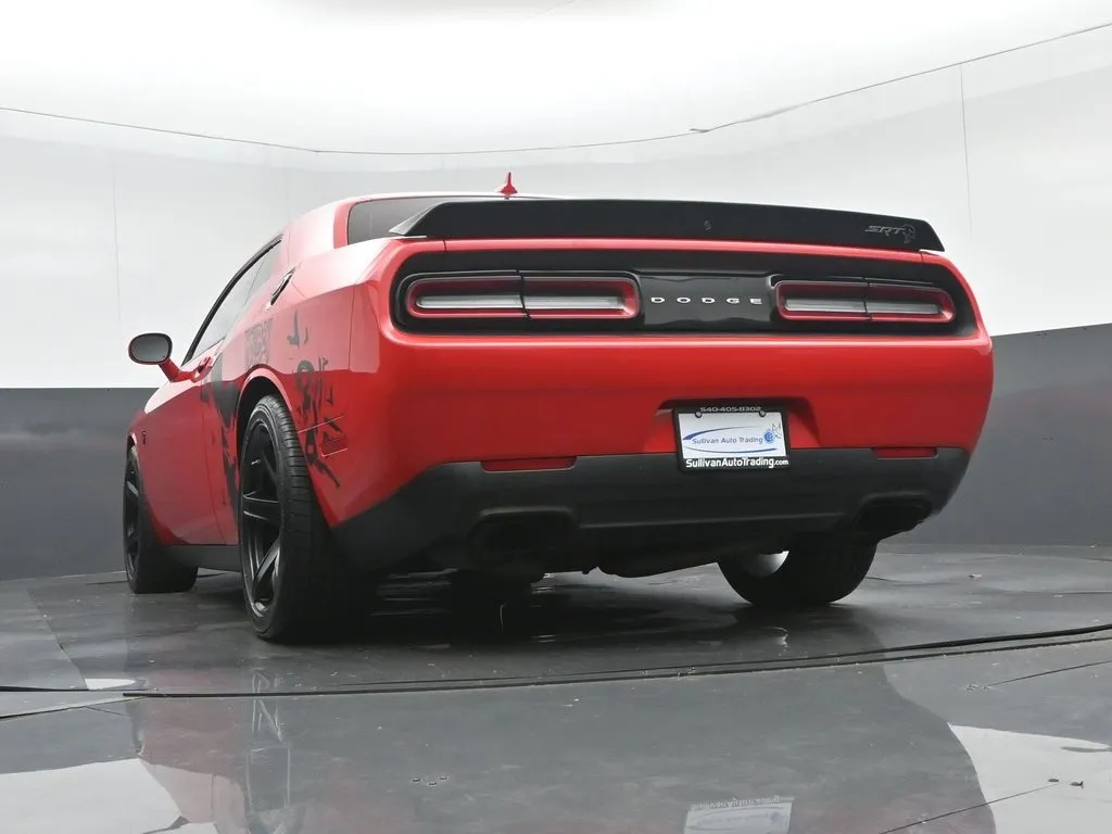 2018 Dodge Challenger SRT8 Hellcat photo 16