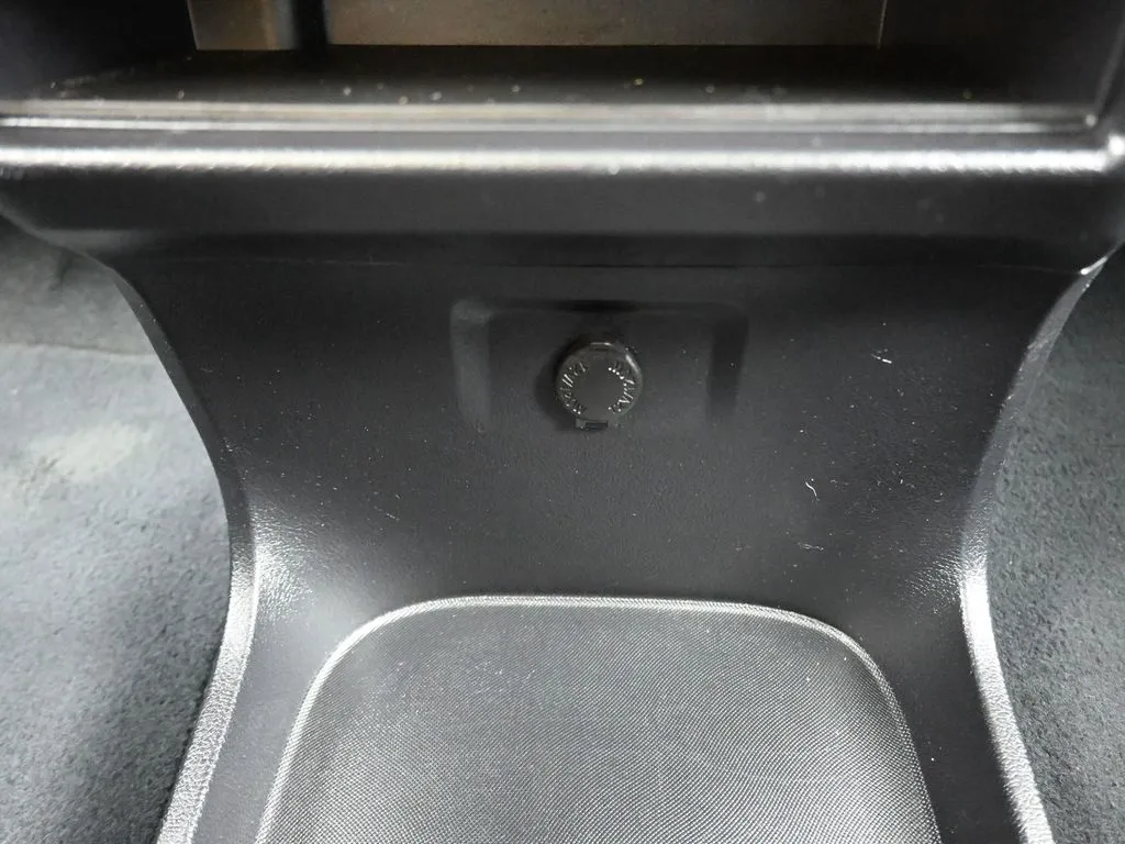 2020 Toyota Sienna SE Premium photo 30