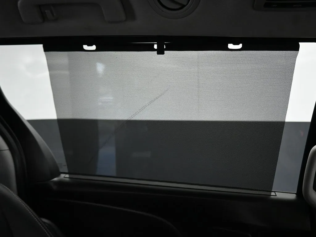 2020 Toyota Sienna SE Premium photo 37