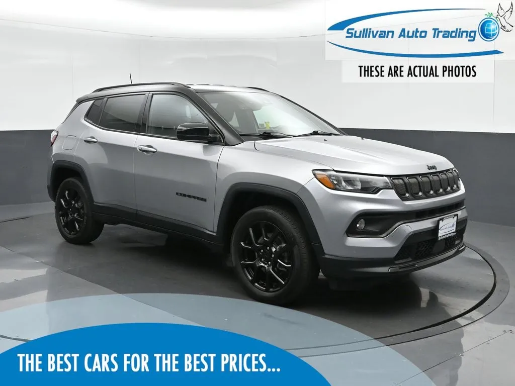 Silver 2022 Jeep Compass Altitude for sale in Fredericksburg, VA