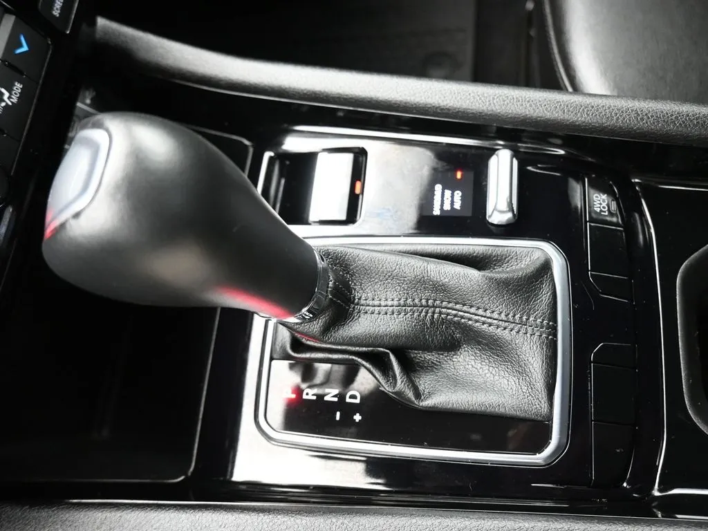 2022 Jeep Compass Altitude photo 9