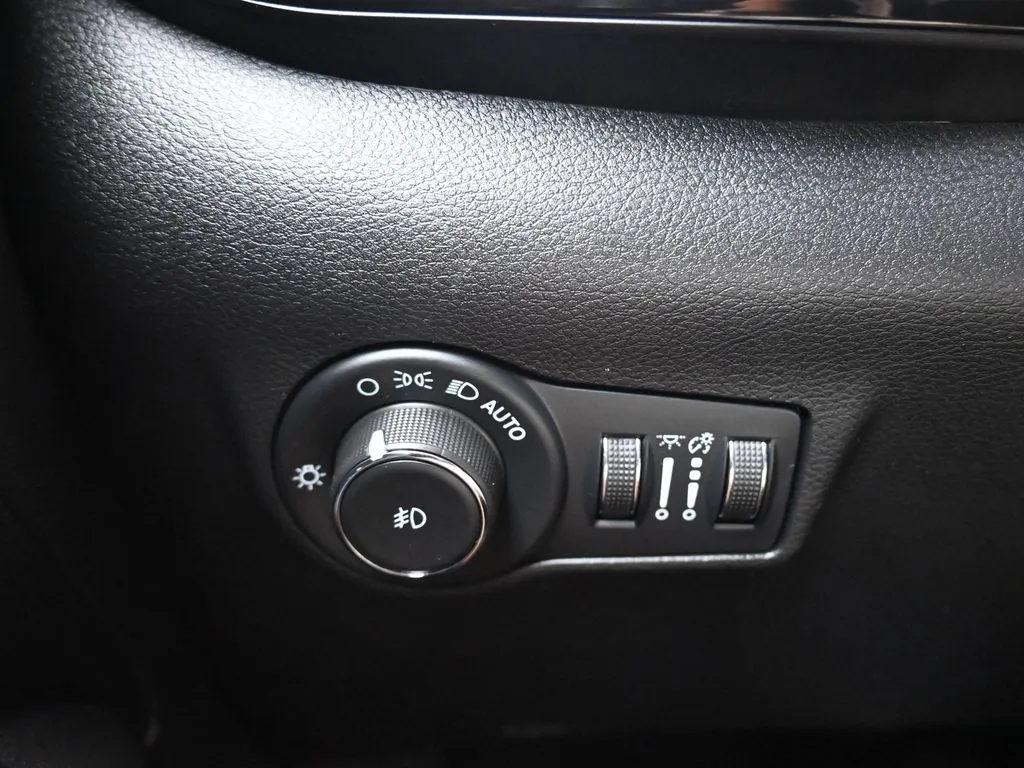 2022 Jeep Compass Altitude photo 51