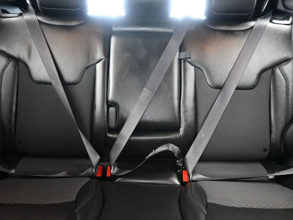 2022 Jeep Compass Altitude photo 32