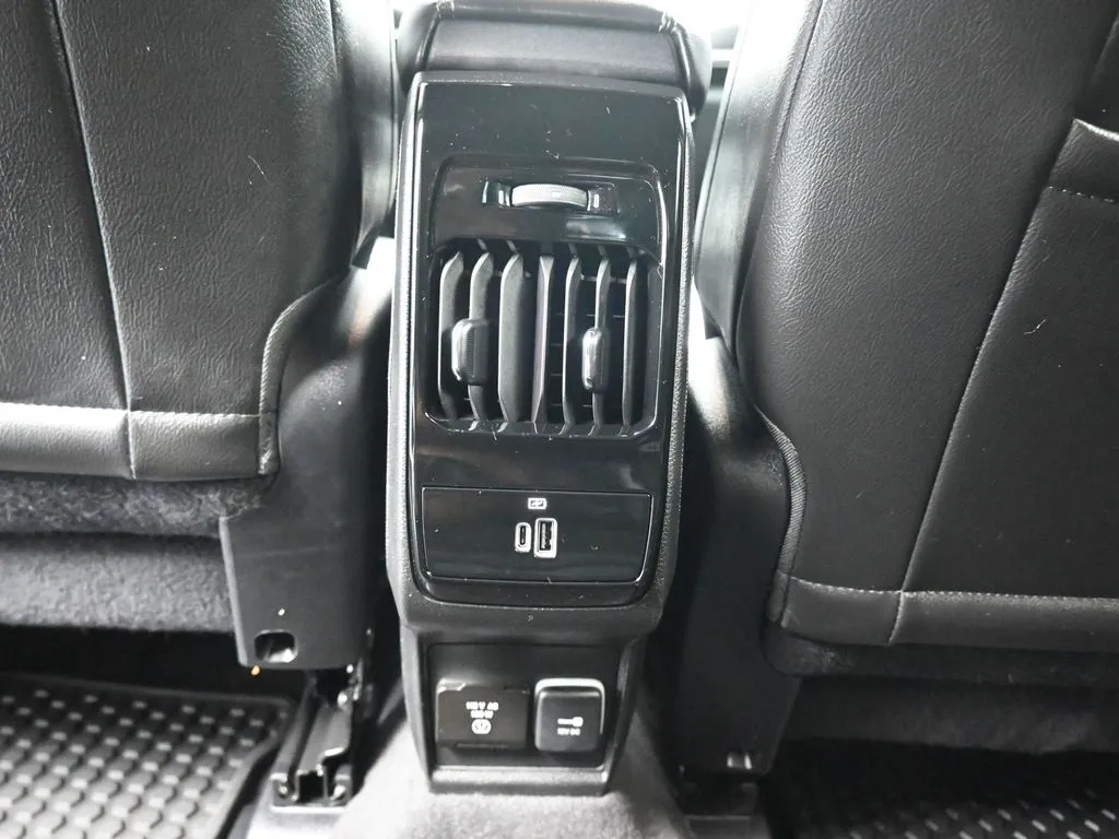 2022 Jeep Compass Altitude photo 13