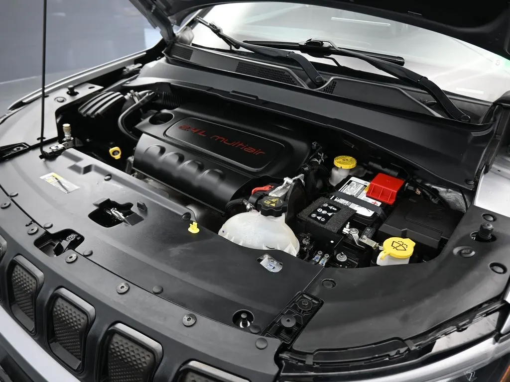 2022 Jeep Compass Altitude photo 19