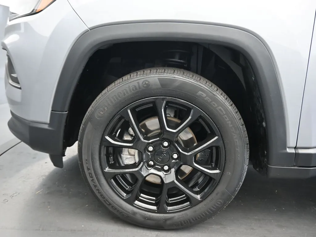 2022 Jeep Compass Altitude photo 40