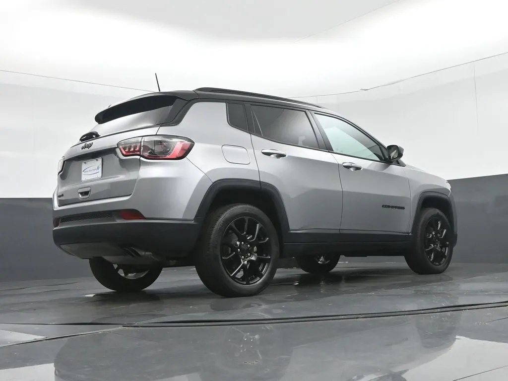 2022 Jeep Compass Altitude photo 21