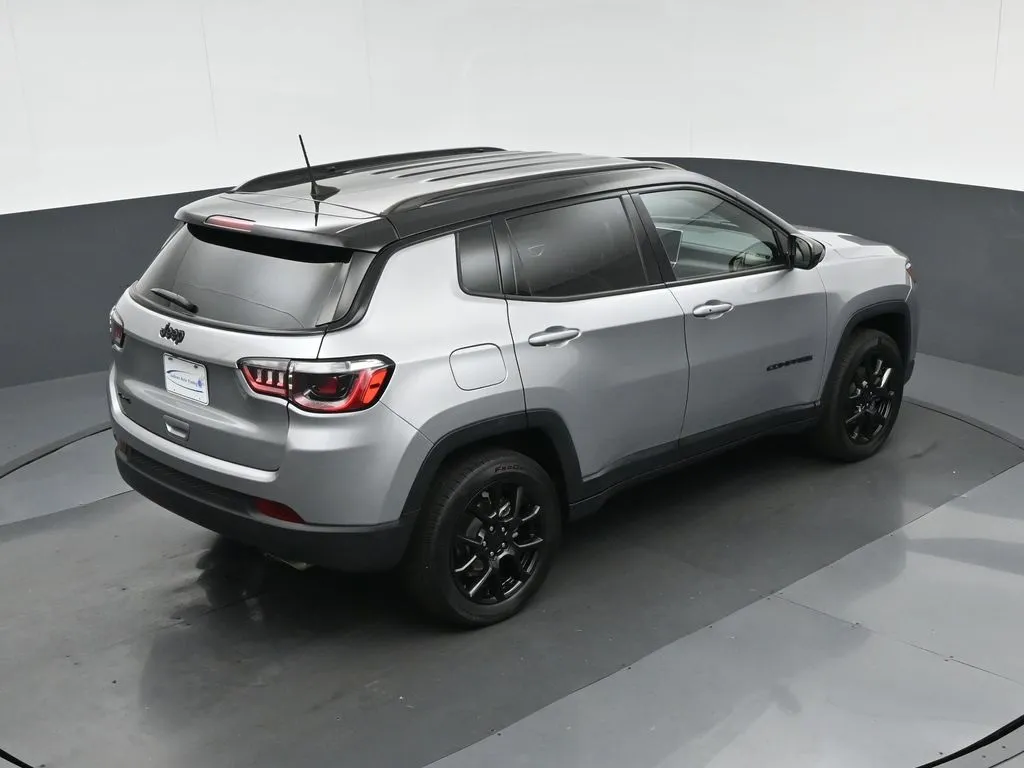 2022 Jeep Compass Altitude photo 43