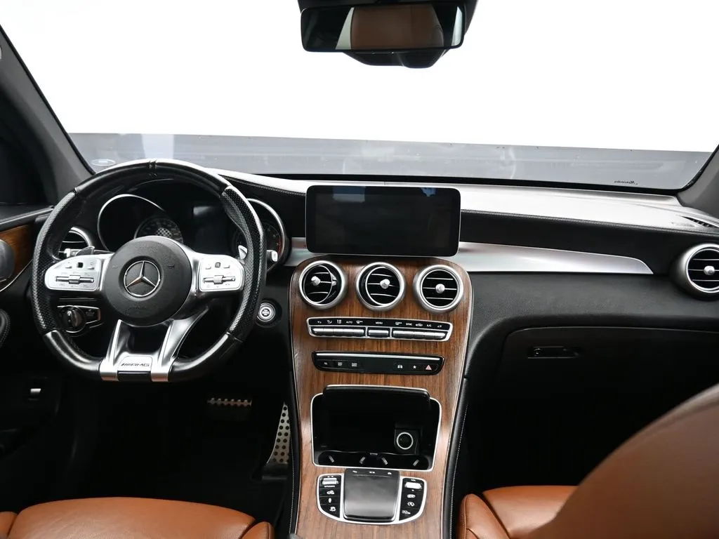 2020 Mercedes Benz GLC 43 AMG photo 4