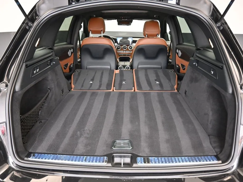 2020 Mercedes Benz GLC 43 AMG photo 6
