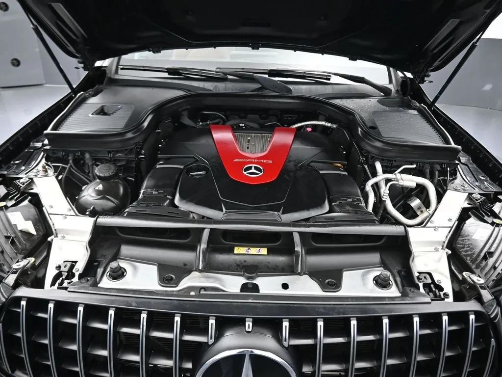 2020 Mercedes Benz GLC 43 AMG photo 7