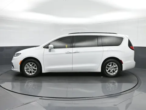 More photos of 2022 Chrysler Pacifica Touring L at Sullivan Auto Trading Fredericksburg, VA