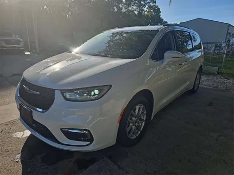 More photos of 2022 Chrysler Pacifica Touring L at Sullivan Auto Trading Fredericksburg, VA