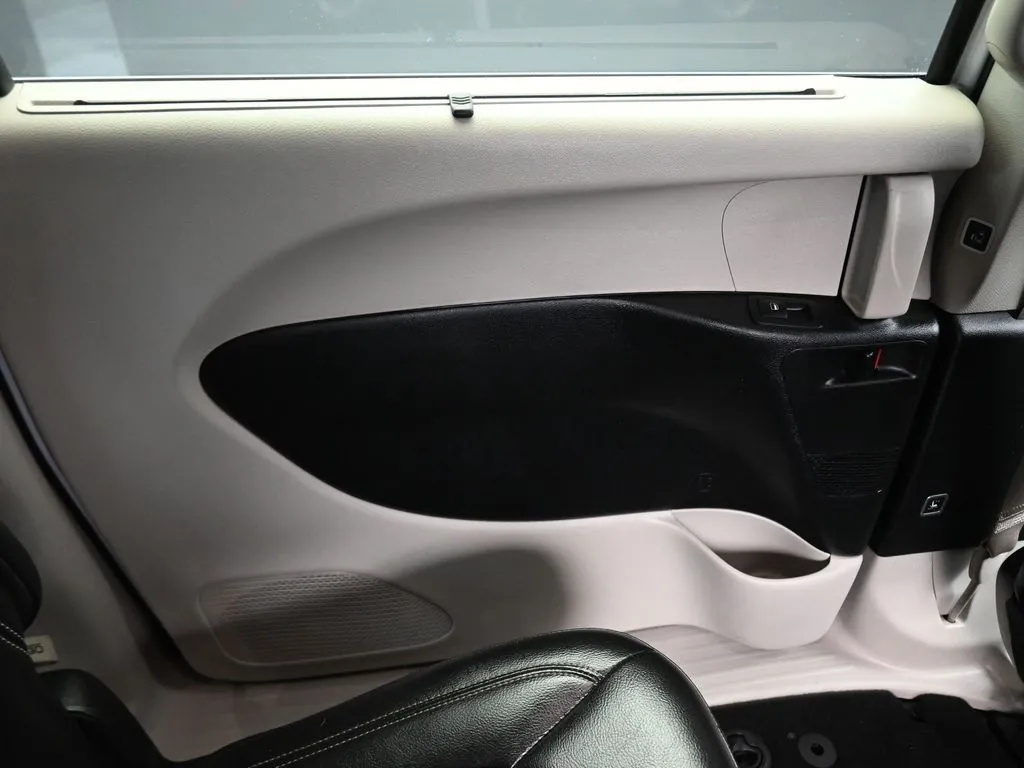 2022 Chrysler Pacifica Touring L photo 15