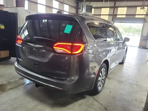 More photos of 2020 Chrysler Pacifica Hybrid Limited at Sullivan Auto Trading Fredericksburg, VA