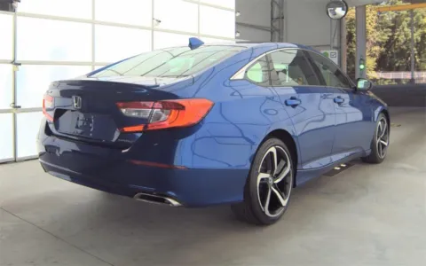 More photos of 2019 Honda Accord Sport at Sullivan Auto Trading Fredericksburg, VA