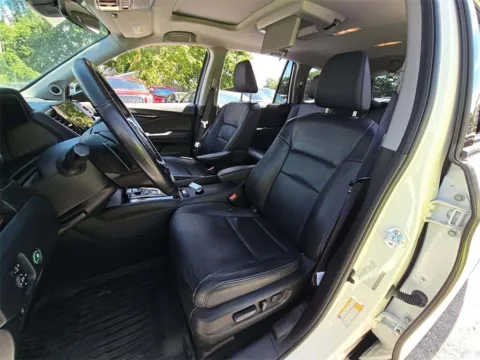 More photos of 2022 Honda Pilot Touring at Sullivan Auto Trading Fredericksburg, VA