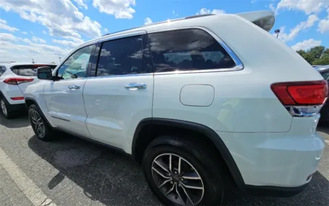 More photos of 2020 Jeep Grand Cherokee Limited at Sullivan Auto Trading Fredericksburg, VA