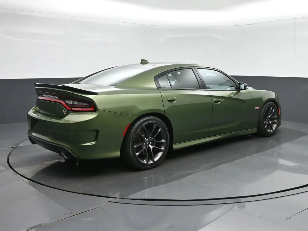 2021 Dodge Charger R/T Scat Pack photo 3