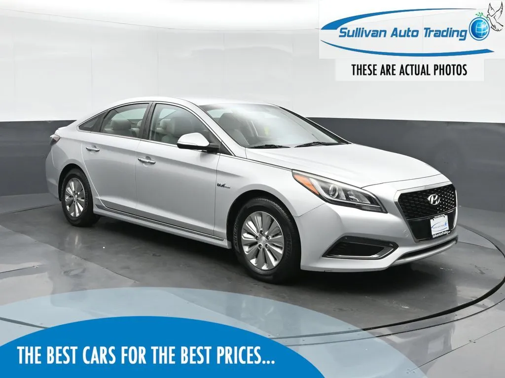 Silver 2016 Hyundai Sonata Hybrid SE for sale in Fredericksburg, VA