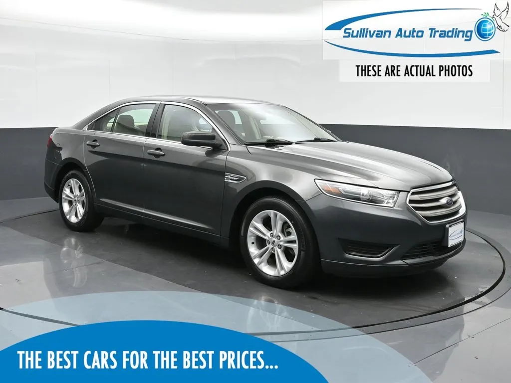 Gray 2018 Ford Taurus SE for sale in Fredericksburg, VA
