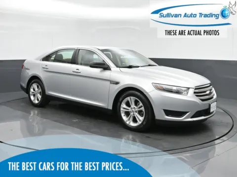 Silver 2017 Ford Taurus SE for sale in Fredericksburg, VA