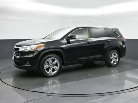 Another view of 2016 Toyota Highlander Limited for sale in Fredericksburg, VA at Sullivan Auto Trading Fredericksburg